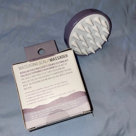MASSAGING SCALP MASSAGER GROWTH DRY HAIR SILICONE purple dermatitis NO STRING - Picture 1 of 2